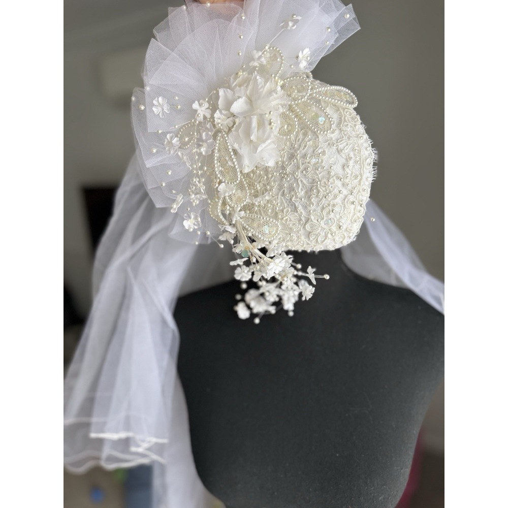 Vintage bohemian Bridal Hat Veil White Lace Beaded Floral Wedding 30" w/comb